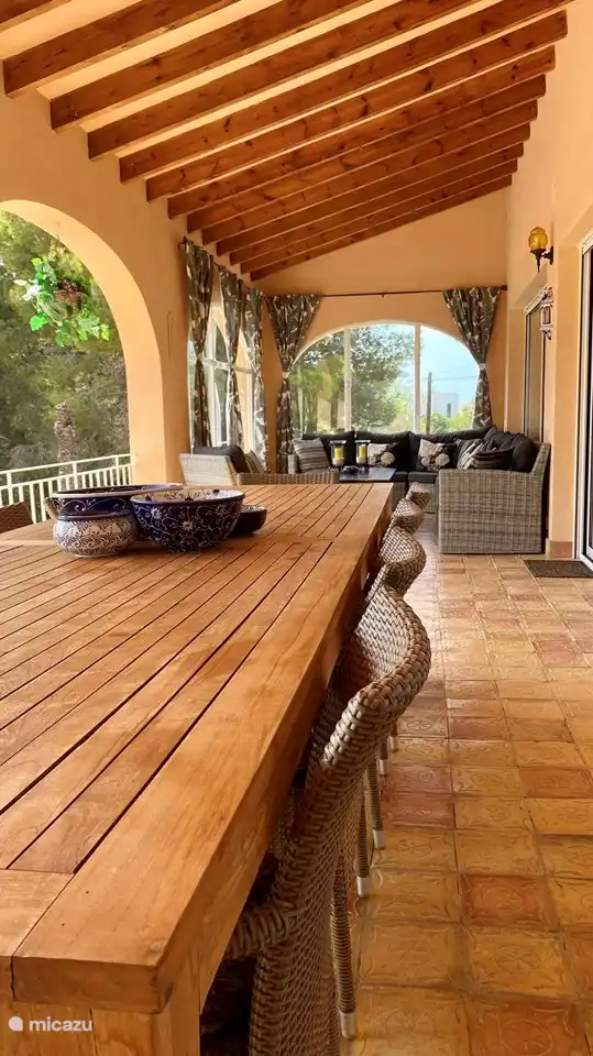 Überdachte Terrasse