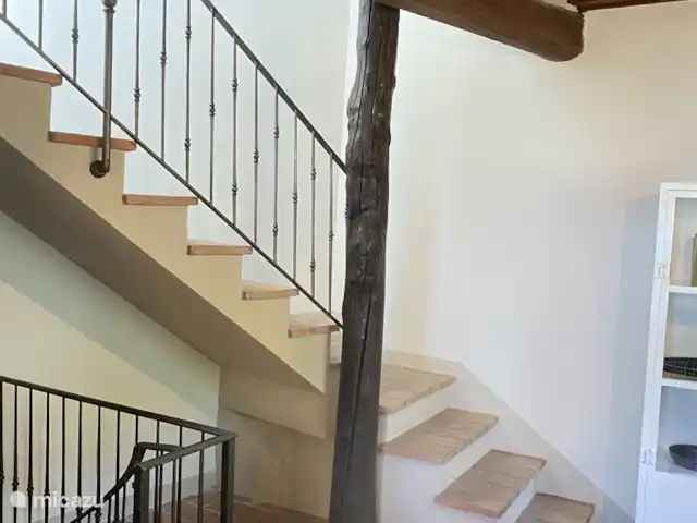 Maison Charlotte | Italie, Toscane, Lucca - gîte / cottage Les escaliers au premier étage