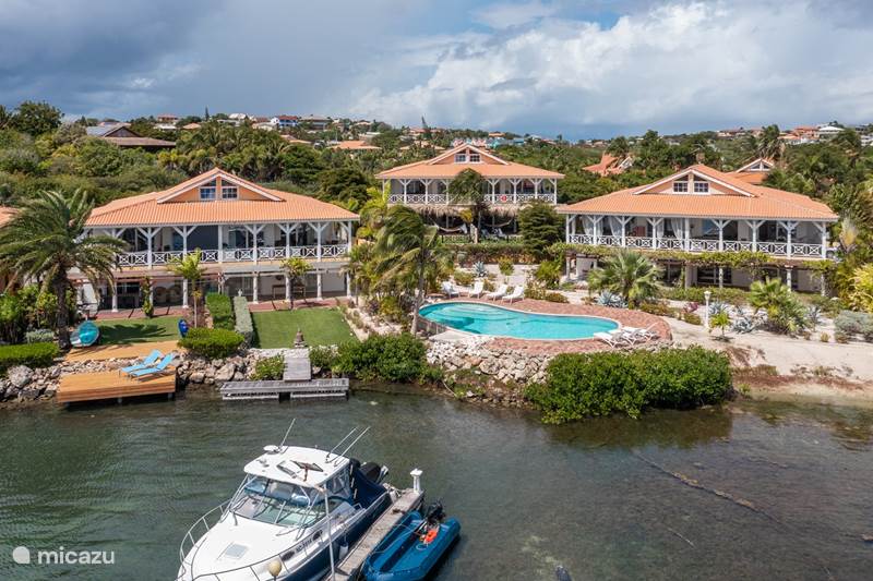 Vacation rental Curaçao, Banda Ariba (East), Jan Thiel Apartment Waterfront Apartment Jan Thiel II