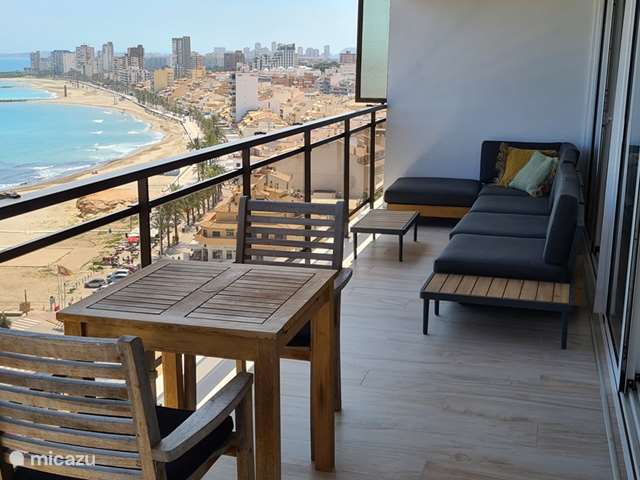 Holiday home in Spain, Costa Blanca, El Campello – apartment La Isleta Sea View Beach Apartment