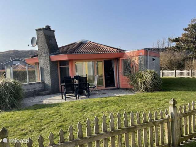 Holiday home in Netherlands, North Holland, Julianadorp at Sea - bungalow Starfish 339