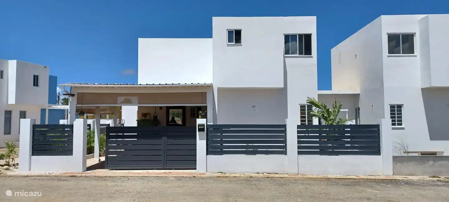 Kas di Romic in Curaçao, Banda Abou (West), Daniël - Holiday house