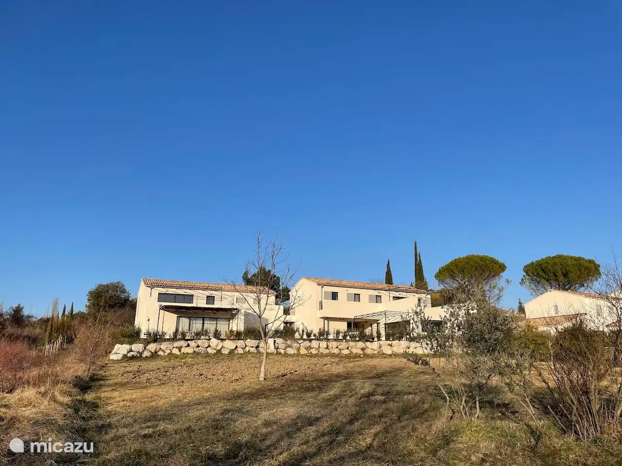 Ostal Grinta está arriba a la izquierda.