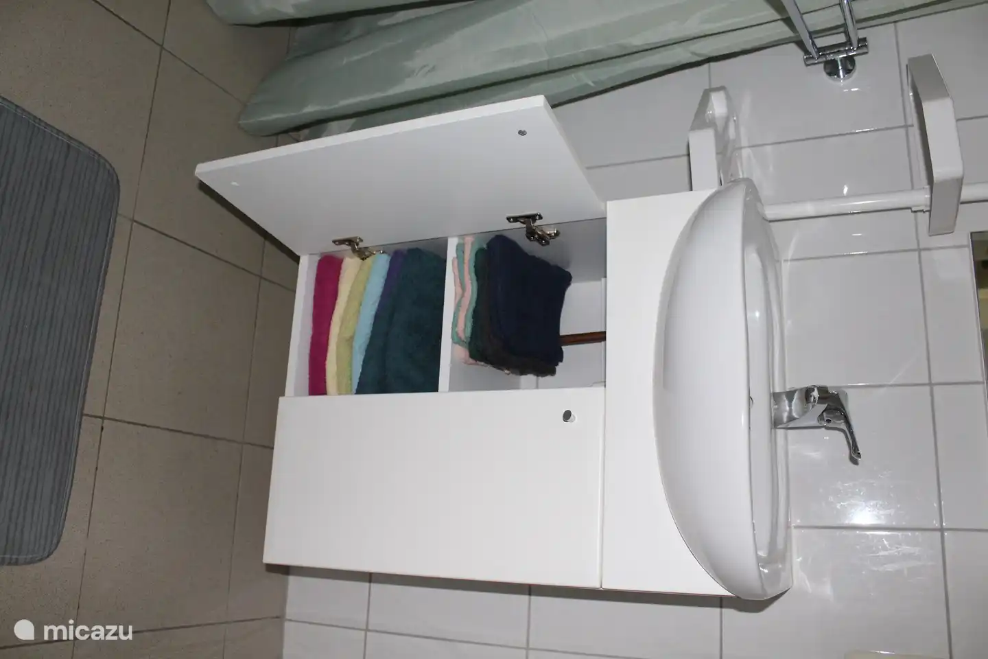 Les serviettes sont fournies