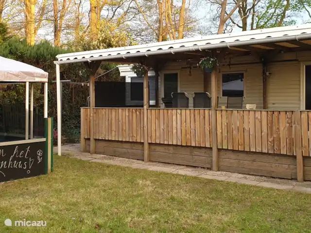 Buitenhuis le mobil-home n° 70 | Pays-Bas, Overijssel, Raalte - mobil-home Jardin spacieux comprenant un ensemble de salon