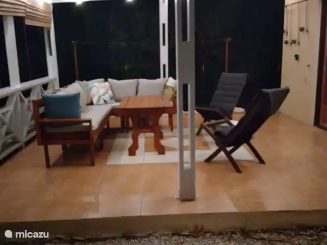 Location de Vacances Curaçao, Curaçao-Centre, Bottelier, maison de vacances - Sorsaka W-11 Véranda de la maison de vacances