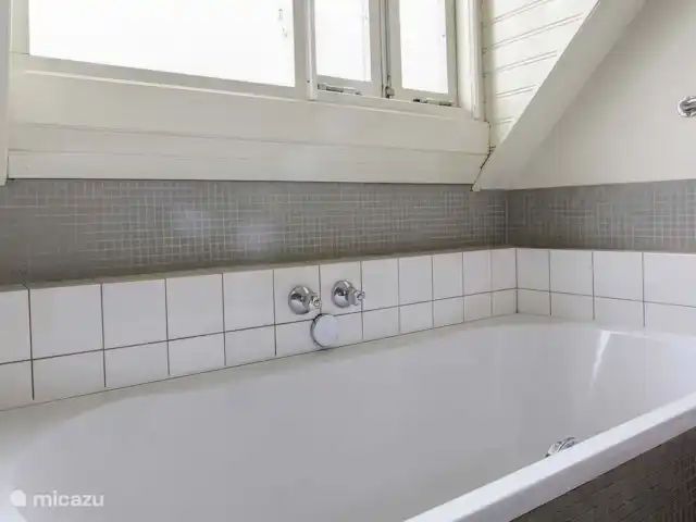 Maison rénovée sous architecture | Pays-Bas, Hollande méridionale, Rotterdam - maison de ville Baignoire