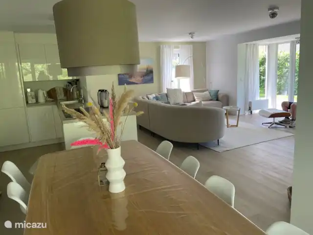 Villa spacieuse avec piscine privée chauffée | Pays-Bas, Zélande, Kamperland - villa le salon depuis la table à manger