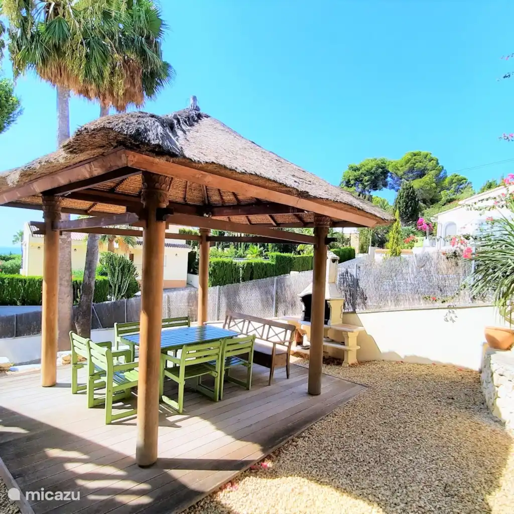 Villa Jules in Moraira met zeezicht