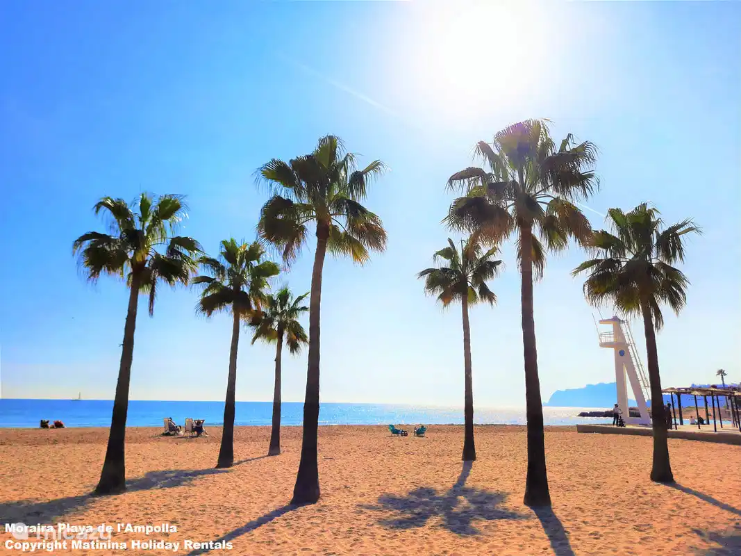 Der Strand von Moraira Ampolla