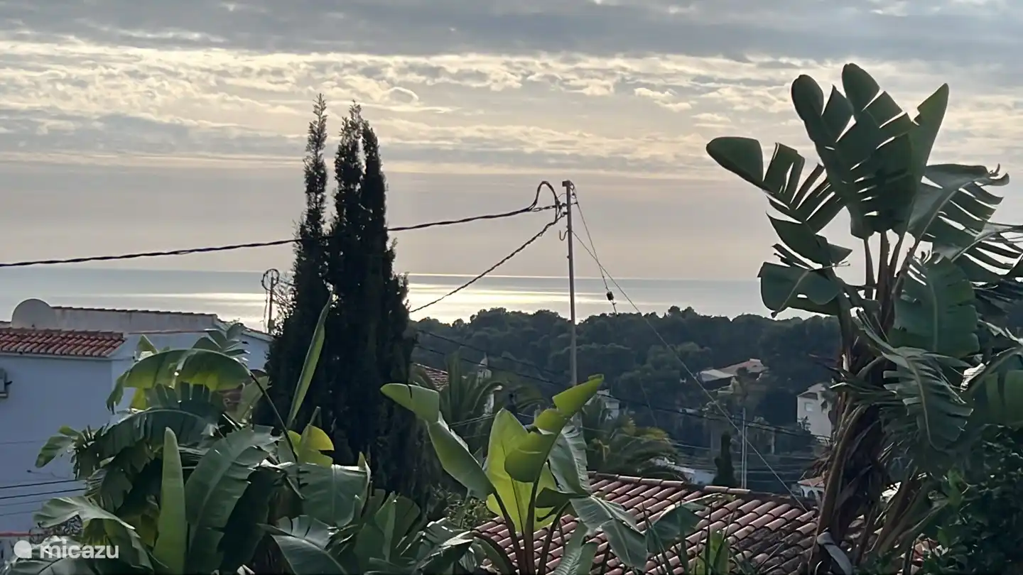 Zeezicht vanaf keukenterras 1e etage