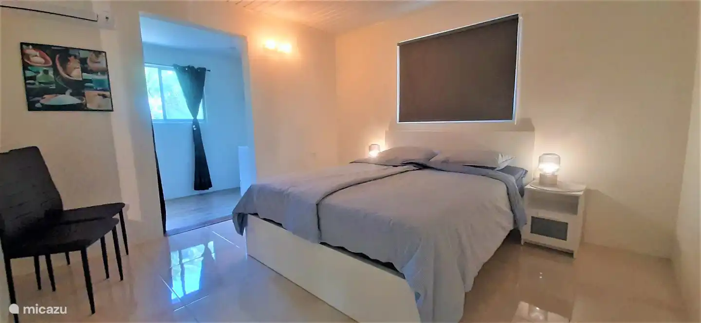 Schlafzimmer 1 mit eigenem Bad und begehbarem Kleiderschrank