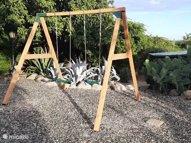 Villa de lujo con hermoso jardín en Aruba, Paradera, Paradera - villa Columpio para niños