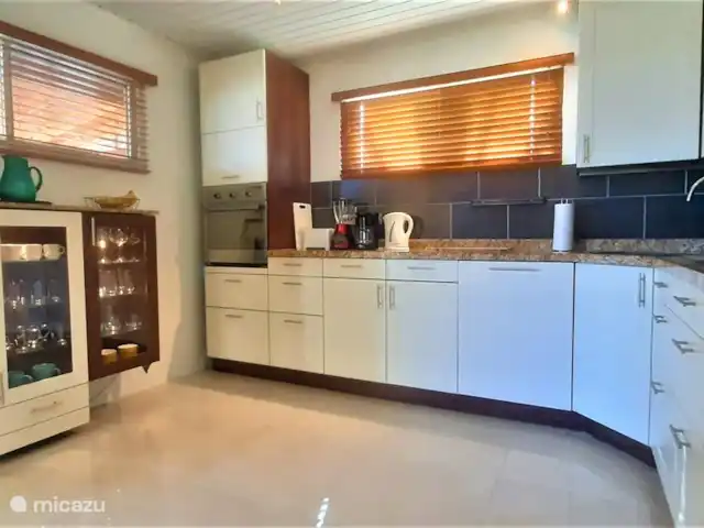 Villa de lujo con hermoso jardín en Aruba, Paradera, Paradera - villa cocina