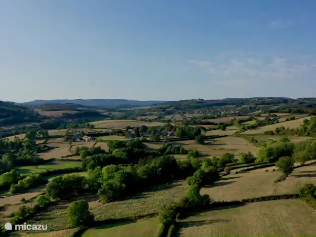 Le Chat Noir en Francia, Nièvre, Ouroux-en-Morvan - casa rural / cabaña Paz y espacio en el Morvan
