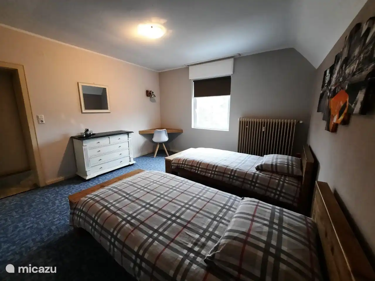 extra bedroom 2nd floor