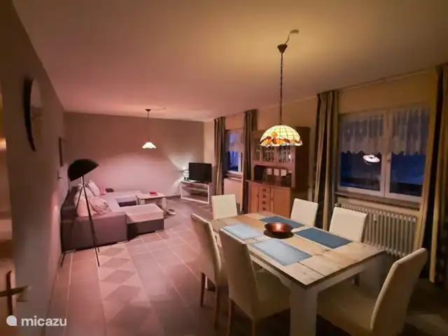 Apartamento A en Biersdorf am See en Alemania, Eifel, Biersdorf - apartamento sala de estar