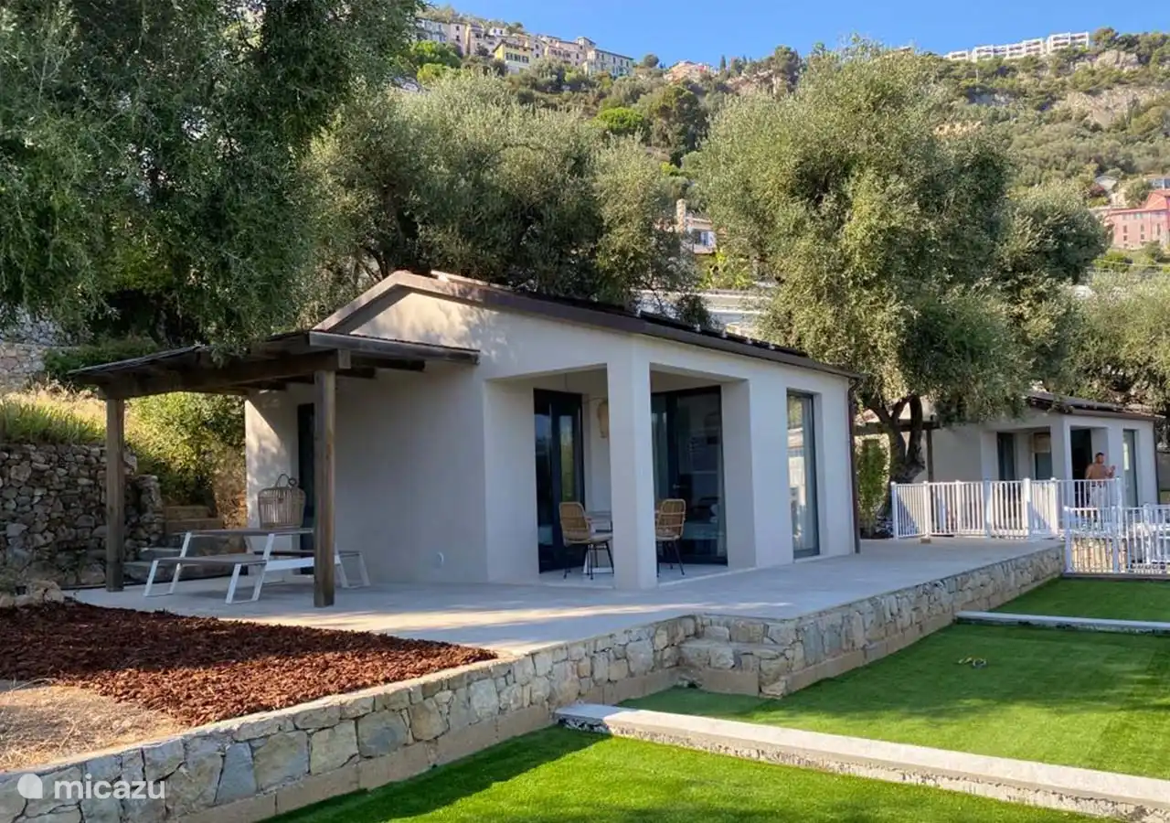 Ferienhaus im Ibiza-Stil 'LUCCA' in Italien, Ligurien, Ventimiglia  - ferienhaus