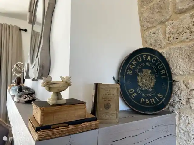 Location de Vacances France, Vaucluse, Roussillon, maison de vacances - Les Garances Une touche de Brocante dans le salon