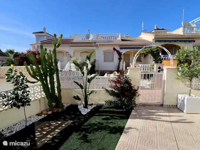 Casa Pajarera | Espagne, Costa Blanca, Ciudad Quesada - maison de vacances Cour arrière avec terrasse