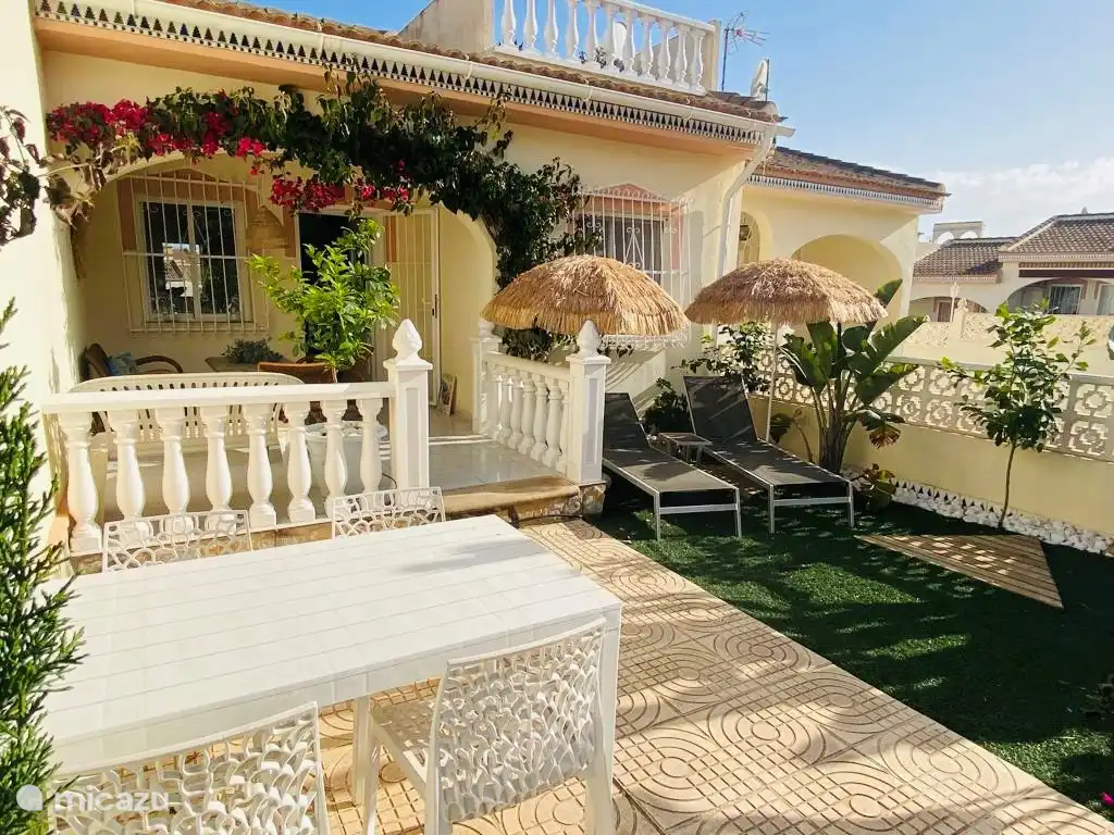 Vorderansicht des Hauses