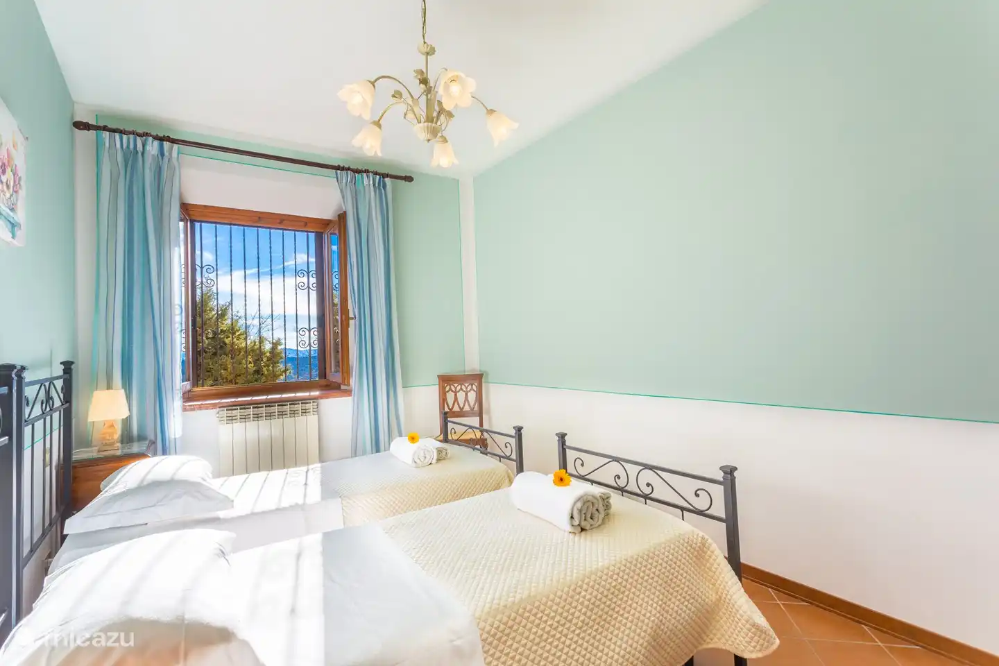 Chambre 2
Appartement Mandorlo - Monti 1824