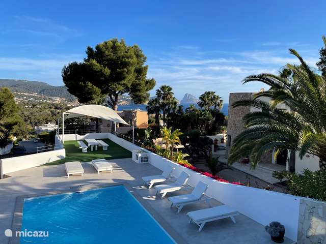 Holiday home in Spain, Ibiza, Cala Tarida - villa Casa La Solana