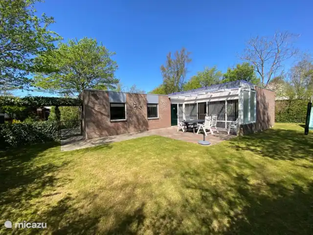 Meno Mossó en Países Bajos, Holanda del Norte, Sint Maartensvlotbrug - bungaló Meno Mossó en Países Bajos, Holanda del Norte, Sint Maartensvlotbrug - bungaló