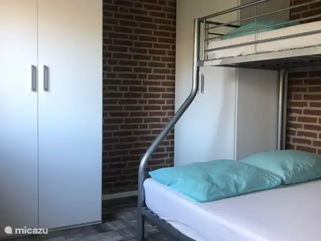 Meno Mossó en Países Bajos, Holanda del Norte, Sint Maartensvlotbrug - bungaló