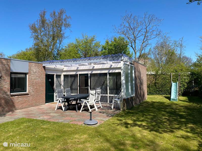 Holiday home in Netherlands, North Holland, Sint Maartensvlotbrug Bungalow Meno Mosso