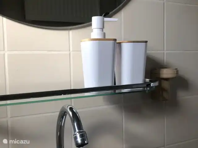 Meno Mossó en Países Bajos, Holanda del Norte, Sint Maartensvlotbrug - bungaló