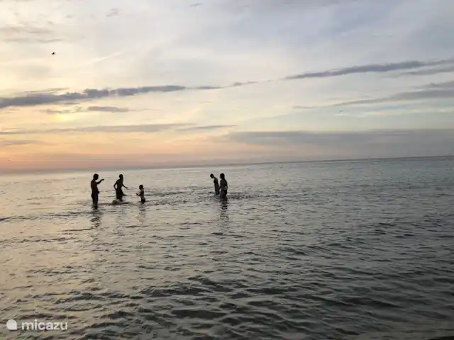 Meno Mossó en Países Bajos, Holanda del Norte, Sint Maartensvlotbrug - bungaló