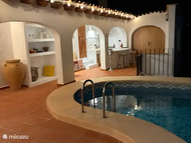 Villa Boa Vida | Espagne, Costa Blanca, Monte Pego - villa Une partie de la terrasse avec piscine, une cuisine extérieure....