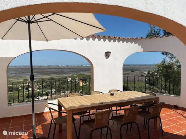 Villa Boa Vida | Espagne, Costa Blanca, Monte Pego - villa Terrasse où vous pourrez profiter pleinement du soleil radieux du matin.