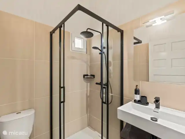 penthouse en Curazao, Banda Arriba (este), Jan Thiel – Ático Palmera Tropicana Baño 2