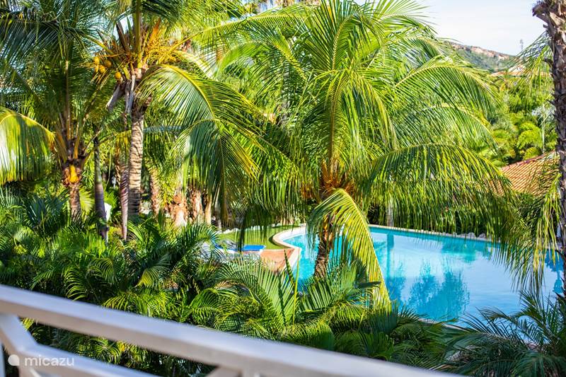 Vacation rental Curaçao, Banda Ariba (East), Jan Thiel Apartment Tropicana Palm Penthouse