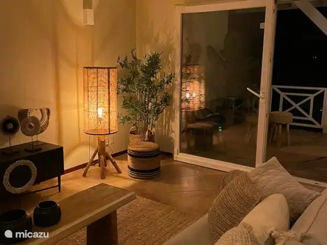 penthouse en Curazao, Banda Arriba (este), Jan Thiel – Ático Palmera Tropicana Salón