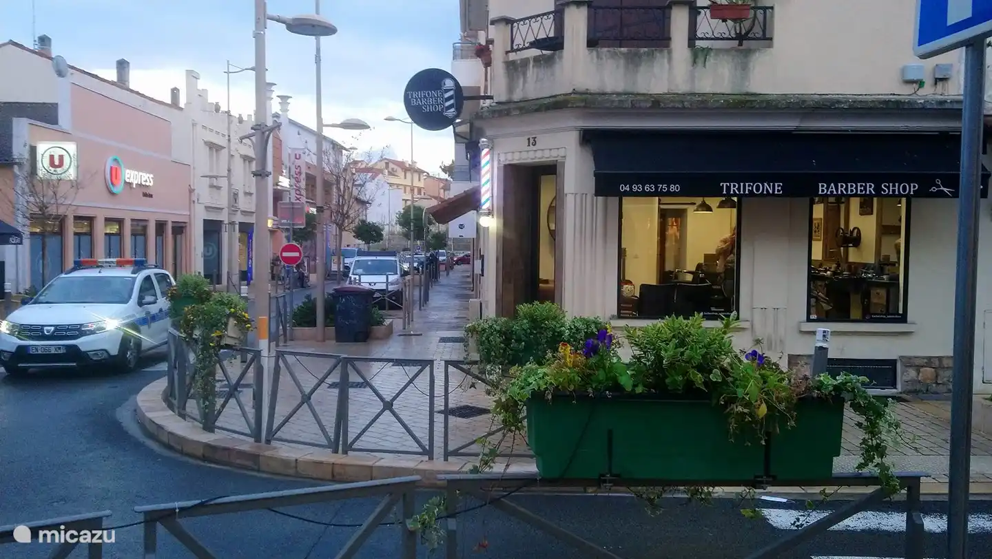 Couleur locale dans le quartier.