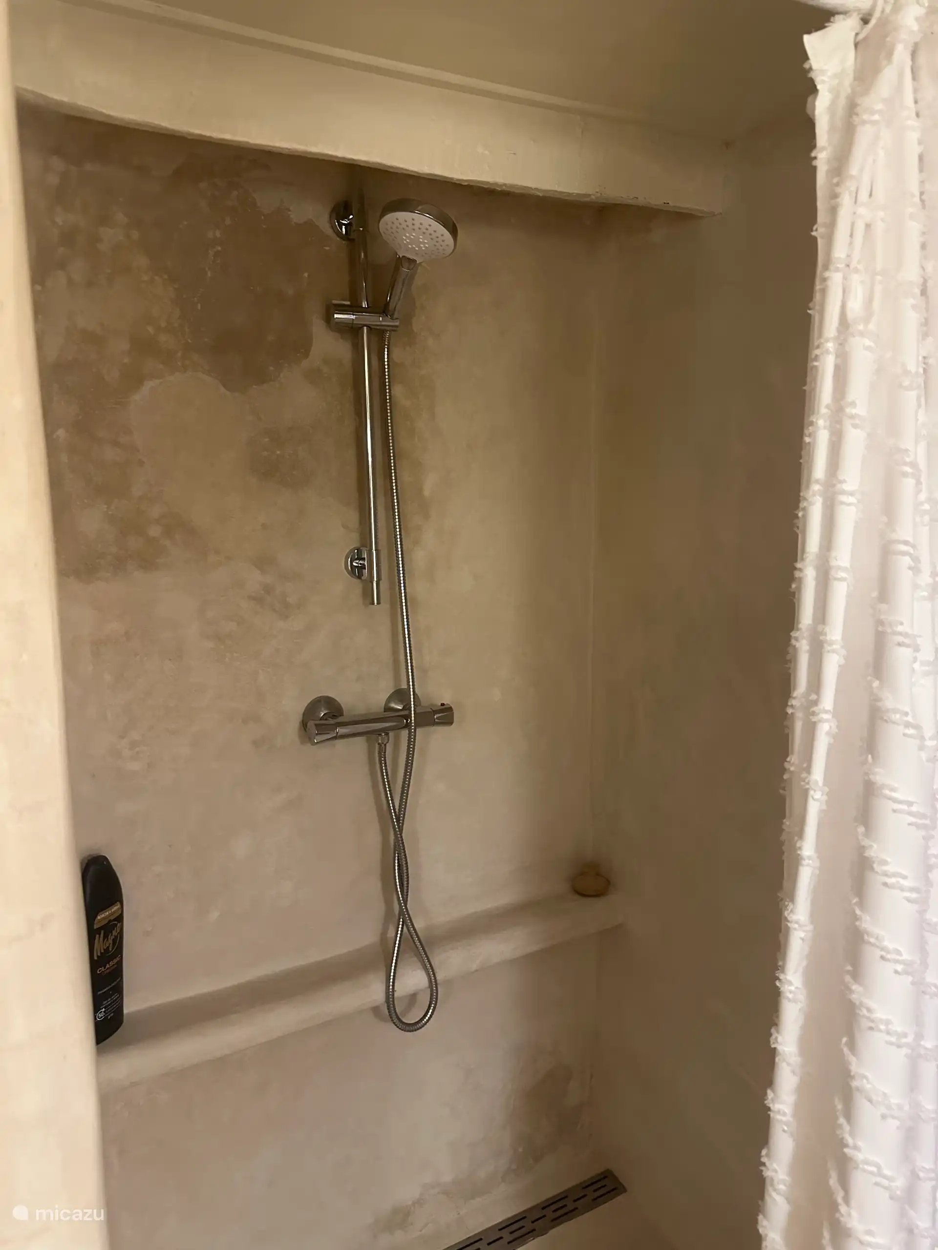 Bathroom ground floor