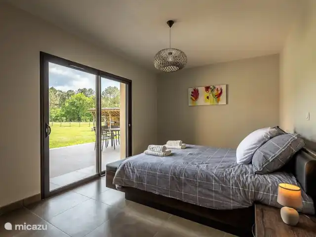 Casa de diseño ecológico Ducarinne en Francia, Lot y Garona, Argenton - villa El dormitorio