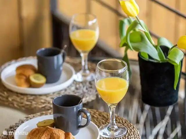 Casa de diseño ecológico Ducarinne en Francia, Lot y Garona, Argenton - villa poner mesa