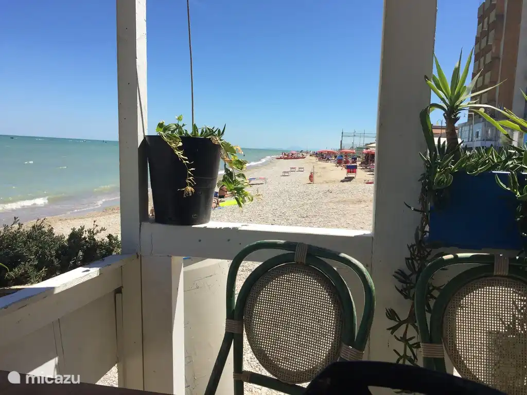 schönen Strand und gutes Essen in Marotta