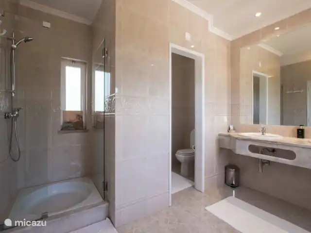 Casa Feliz | Portugal, Algarve, Santa Bárbara de Nexe - villa Salle de bain de la chambre 3