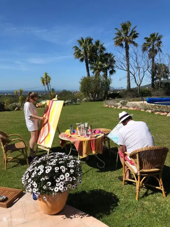 peinture dans le jardin