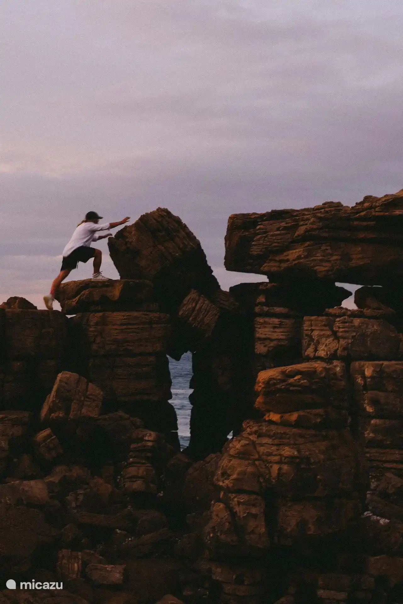 Imagen atmosférica de la playa de Peniche.