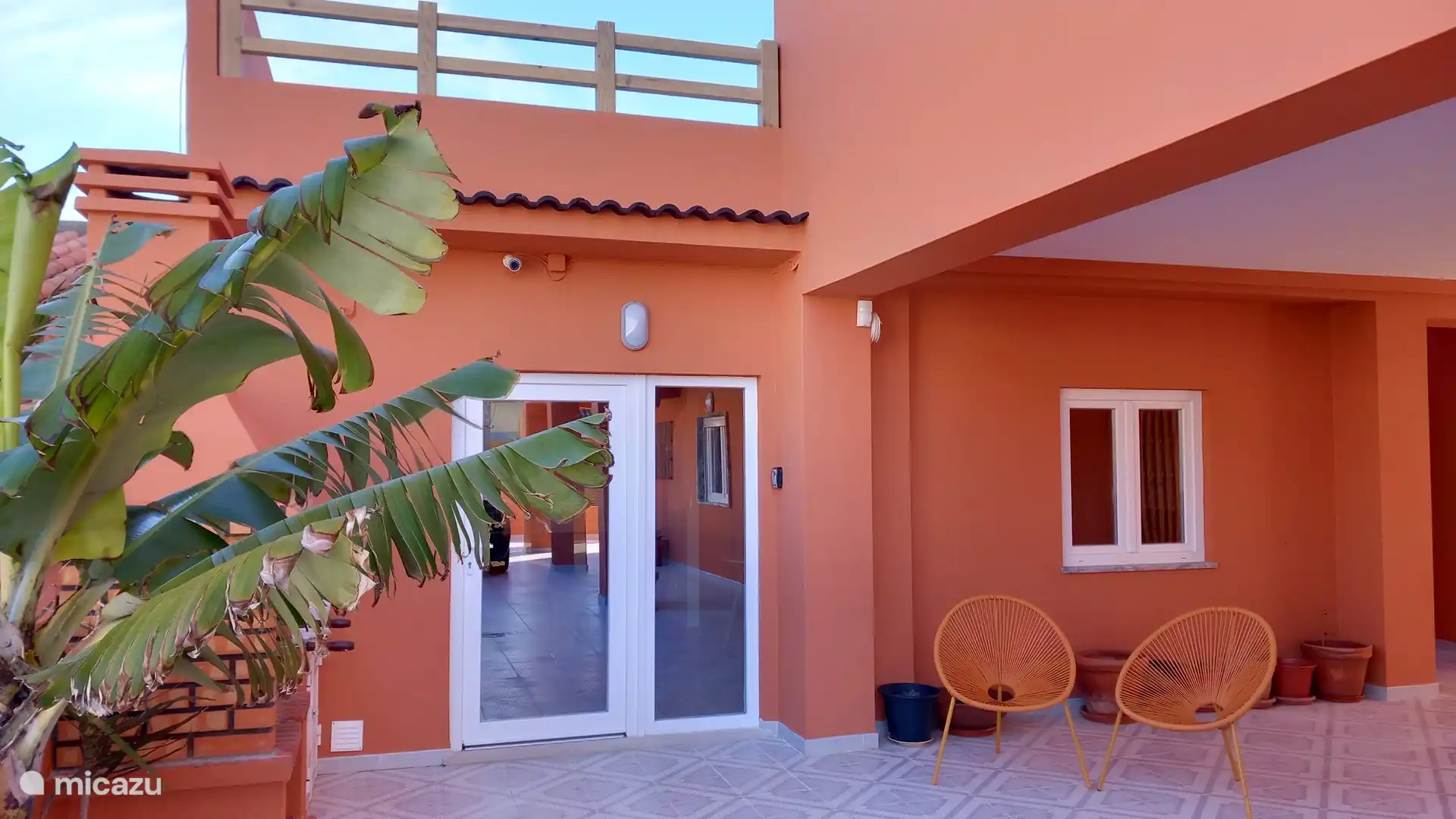 Apartamento fachada frontal Berlenga.