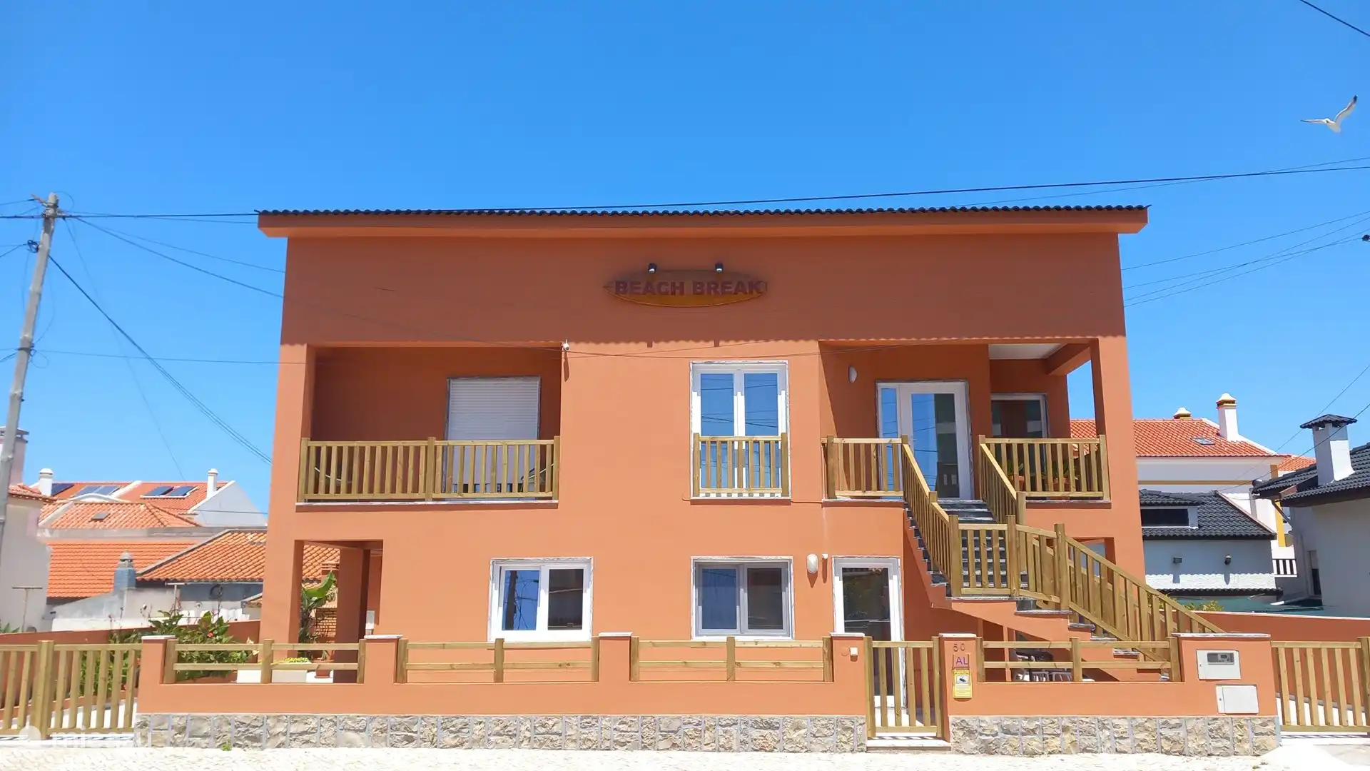 Fachada frontal Guesthouse Beach Break.