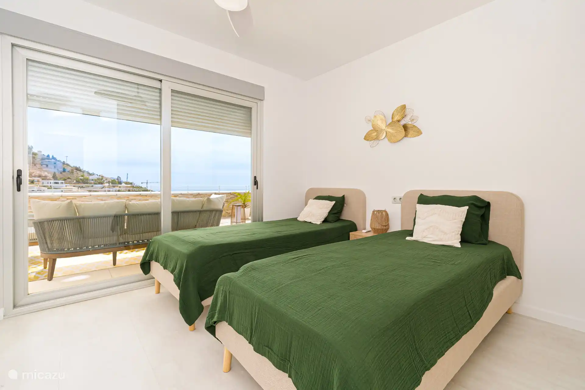 Chambre 2 avec 2 lits simples