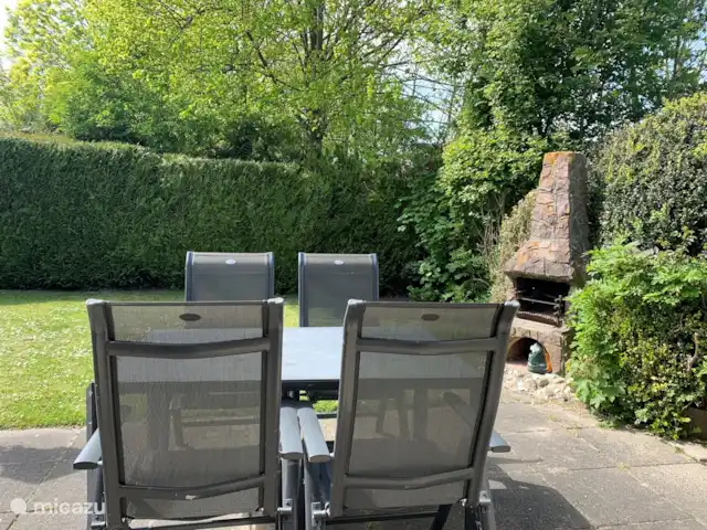 La coquille, Port Greve | Pays-Bas, Zélande, Brouwershaven - maison de vacances Joli jardin avec cheminée/barbecue, 2 chaises longues, beaux parasols, table à manger et 4 chaises de jardin