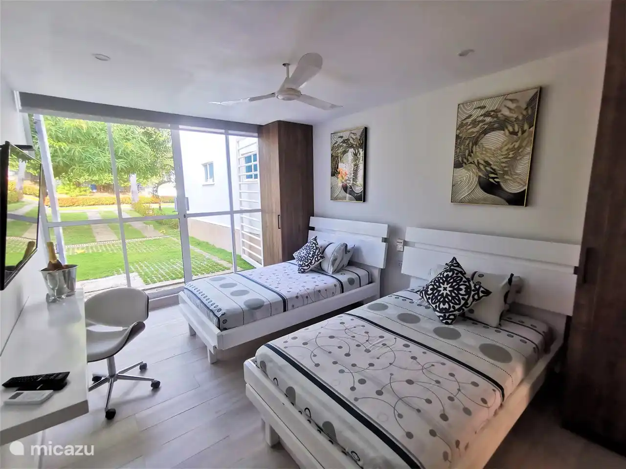 Amplia habitación nueva con cama de 2 x 120 cm